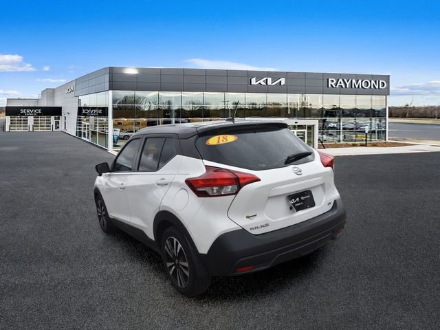 Used 2018 Nissan Kicks SV FWD image 5