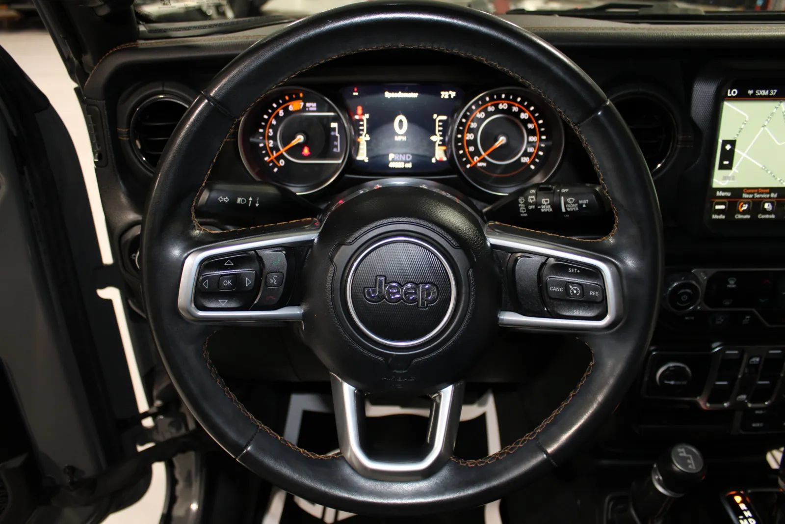 Used 2022 Jeep Wrangler Unlimited Sahara AWD/4WD image 20