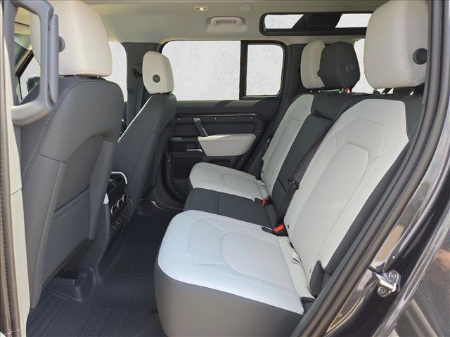 New 2026 Land Rover Defender 110 S AWD/4WD image 10