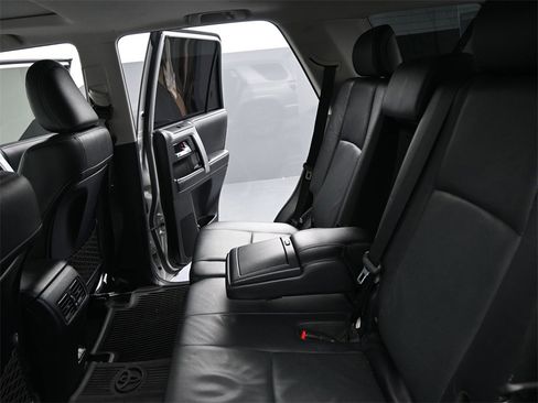 Used 2022 Toyota 4Runner Limited image 15