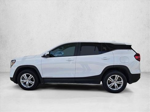 Used 2024 GMC Terrain SLE AWD/4WD image 8
