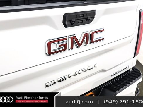 Used 2025 GMC Sierra 2500 Denali w/ Denali Reserve Package image 9