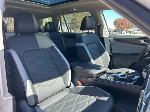 New 2026 Volkswagen Atlas Peak Edition AWD/4WD image 46