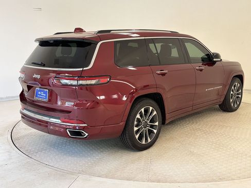 Used 2022 Jeep Grand Cherokee L Overland w/ Luxury Tech Group IV image 9