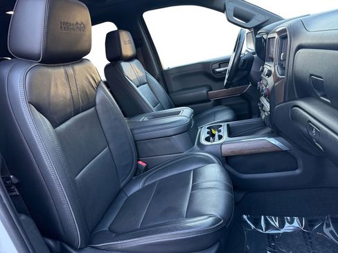 Used 2019 Chevrolet Silverado 1500 High Country image 15