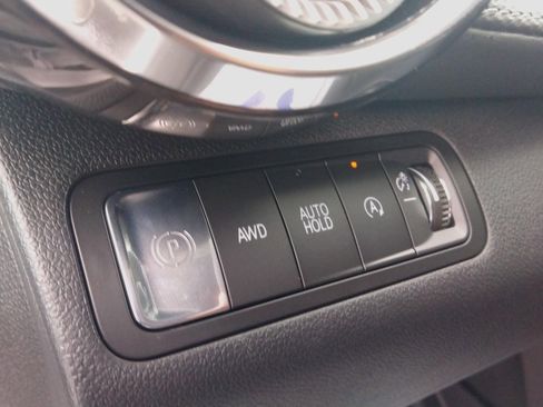 New 2026 Chevrolet Equinox LT w/ Convenience Package II image 17