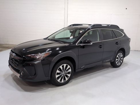 Certified 2024 Subaru Outback Limited AWD/4WD image 7
