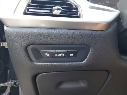 Used 2026 BMW X5 sDrive40i RWD image 29