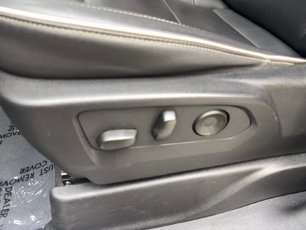 Used 2024 GMC Yukon SLT RWD image 33