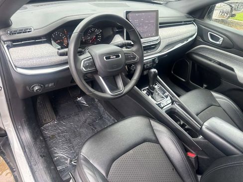 Used 2024 Jeep Compass Latitude AWD/4WD image 24