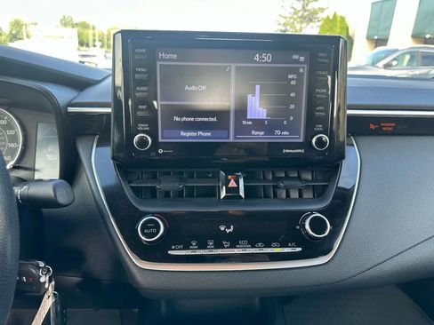 Used 2022 Toyota Corolla LE image 21