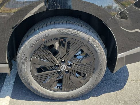 New 2026 Nissan Murano SV AWD/4WD image 4