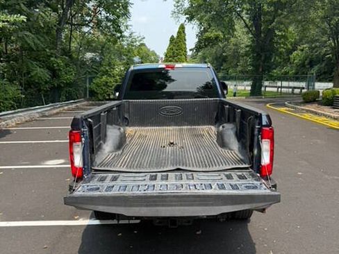 Used 2019 Ford F250 XL w/ Power Equipment Group AWD/4WD image 19