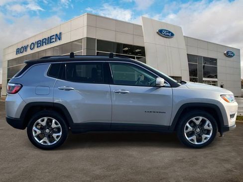 Used 2018 Jeep Compass Limited AWD/4WD image 6