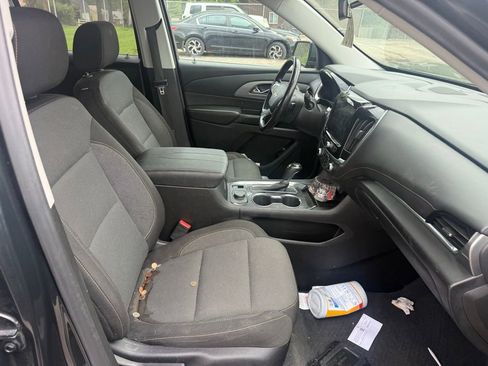 Used 2019 Chevrolet Traverse LT AWD/4WD image 14