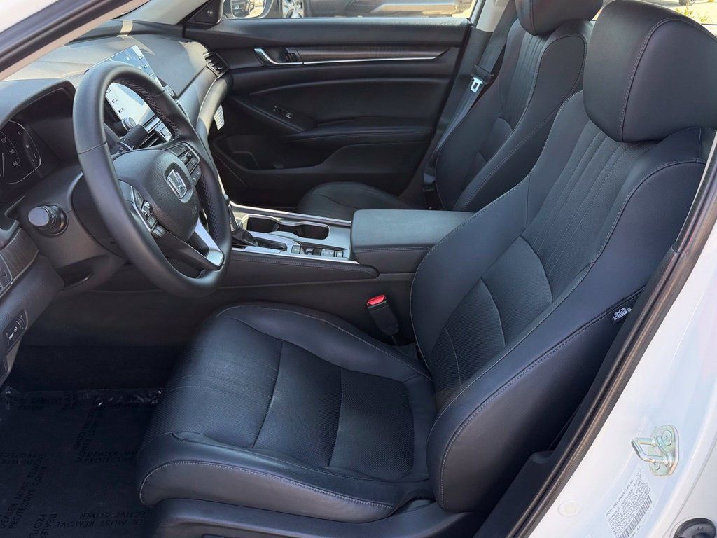 Used 2018 Honda Accord EX-L image 16