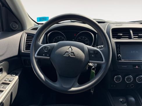 Used 2018 Mitsubishi Outlander Sport ES AWD/4WD image 18