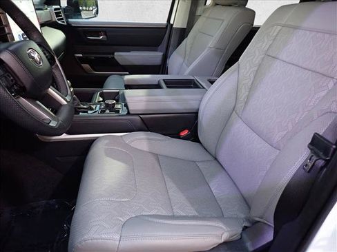 Used 2024 Toyota Tundra Limited AWD/4WD image 13