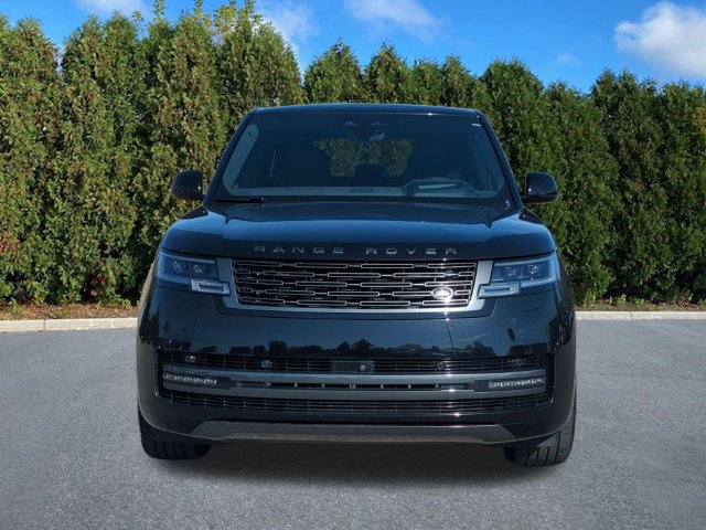 Certified 2025 Land Rover Range Rover SE AWD/4WD image 2
