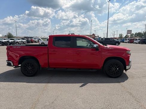 Used 2020 Chevrolet Silverado 1500 LT AWD/4WD image 7
