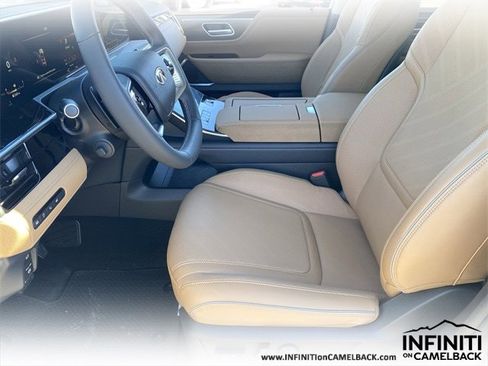 New 2026 INFINITI QX80 Luxe image 19