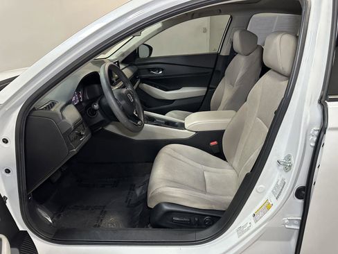 Used 2024 Honda Accord EX image 22