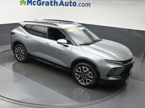 Used 2024 Chevrolet Blazer RS w/ Driver Confidence II Package AWD/4WD image 3
