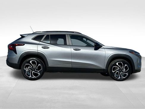 New 2026 Chevrolet Trax RS w/ Driver Confidence Package FWD image 6