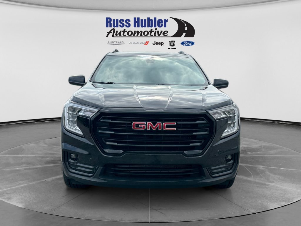 Used 2024 GMC Terrain SLT AWD/4WD image 10