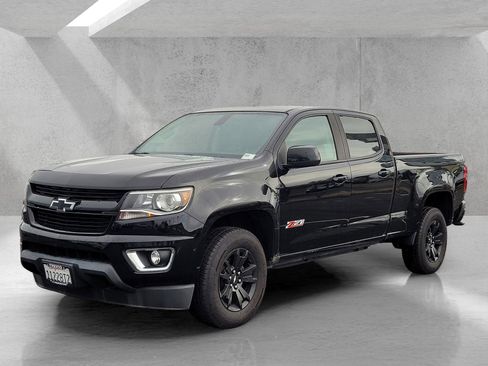 Used 2019 Chevrolet Colorado Z71 w/ Z71 Midnight Edition image 8