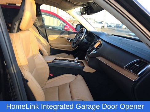 Used 2016 Volvo XC90 T8 Inscription image 4