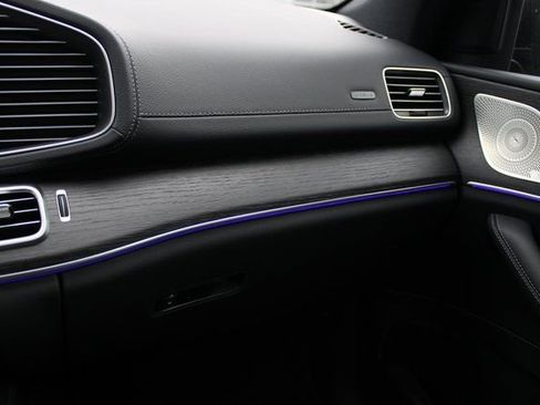 New 2026 Mercedes-Benz GLS 450 4MATIC image 33