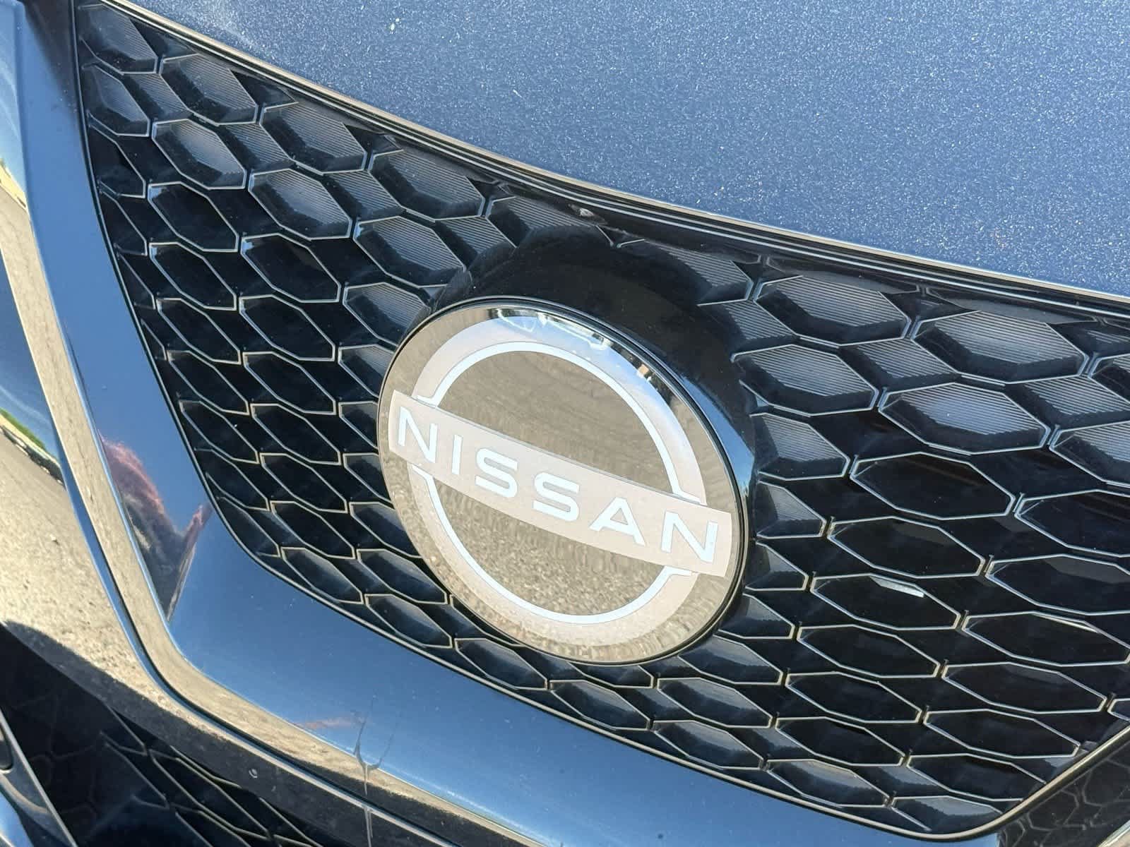 Used 2023 Nissan Maxima SR w/ Sport Mat Group FWD image 29