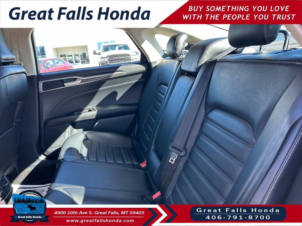 Used 2017 Ford Fusion Energi SE FWD image 24