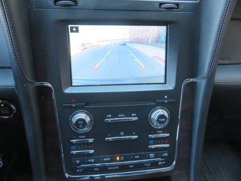 Used 2016 Lincoln Navigator L Reserve AWD/4WD image 19
