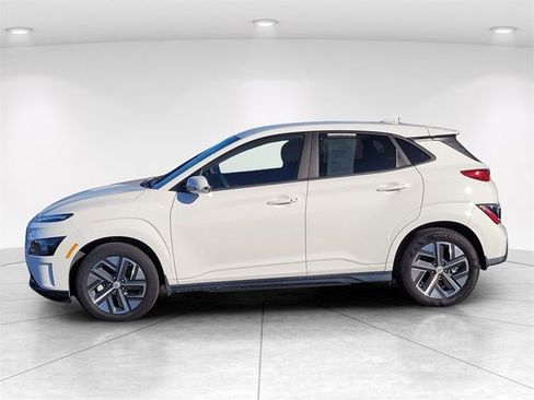 Certified 2023 Hyundai Kona SE image 7