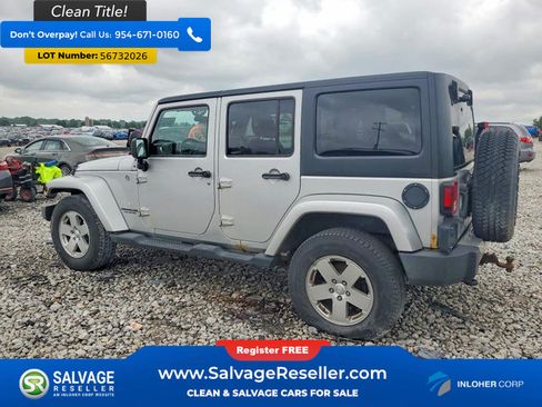 Used 2012 Jeep Wrangler Unlimited Sahara w/ Dual Top Group AWD/4WD image 3
