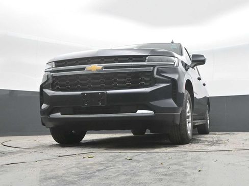 Used 2022 Chevrolet Suburban LS AWD/4WD image 48