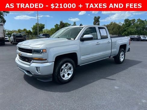 Used 2019 Chevrolet Silverado 1500 LT w/ All Star Edition image 3