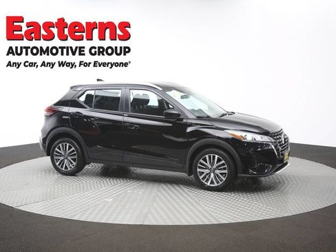 Used 2023 Nissan Kicks SV FWD image 45