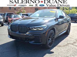 Used 2022 BMW X6 xDrive40i w/ M Sport Package AWD/4WD video 1