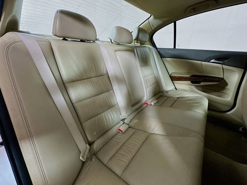 Used 2010 Honda Accord EX-L image 24