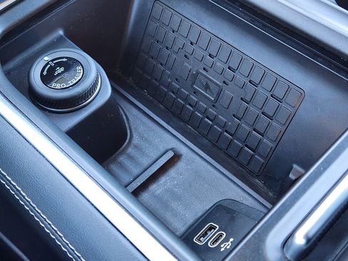 Certified 2025 Ford Expedition Platinum w/ Stealth Performance Package image 35