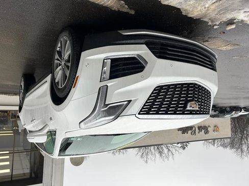 Used 2021 Cadillac XT5 Premium Luxury image 7