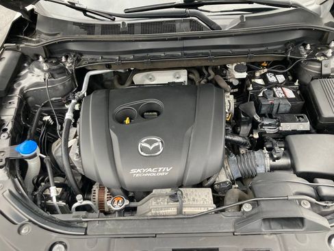 Used 2019 MAZDA CX-5 Touring image 38