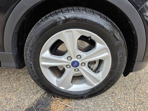 Used 2015 Ford Escape SE FWD image 42