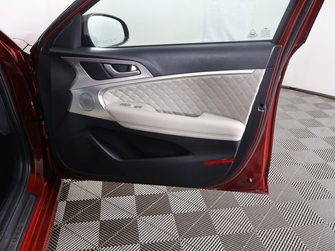 Used 2023 Genesis G70 3.3T w/ Sport Prestige Package image 26