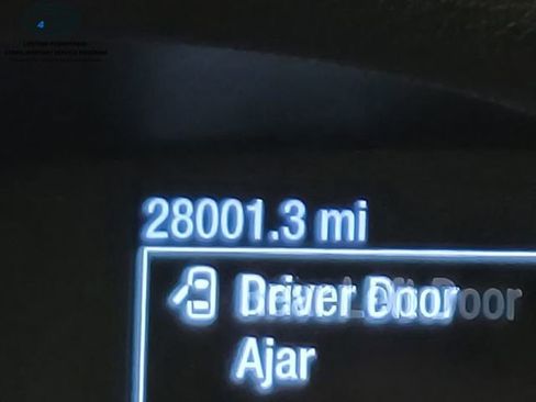 Certified 2022 Ford EcoSport SE image 31