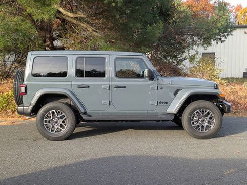 New 2026 Jeep Wrangler Sahara image 4
