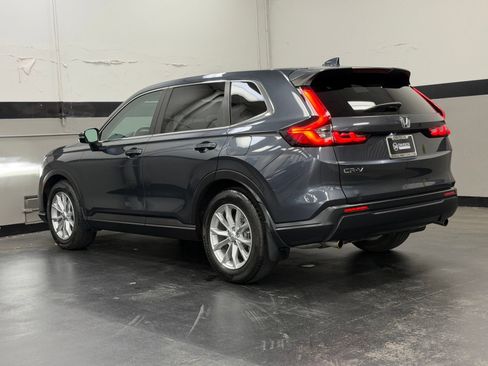 Used 2024 Honda CR-V EX image 9